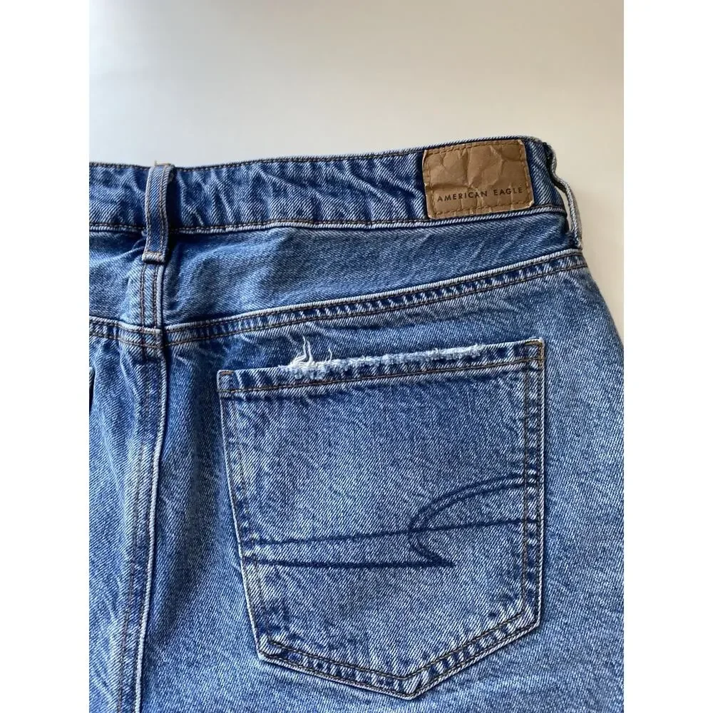 American Eagle Outfitters 100% Cotton Tomgirl Bermuda Denim Shorts Woman’s SZ 6